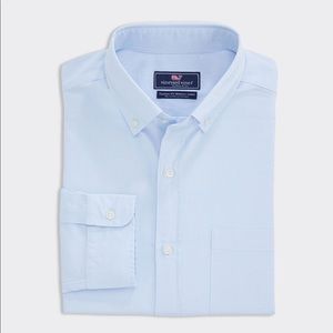 Vineyard Vines Light Blue button down shirt
